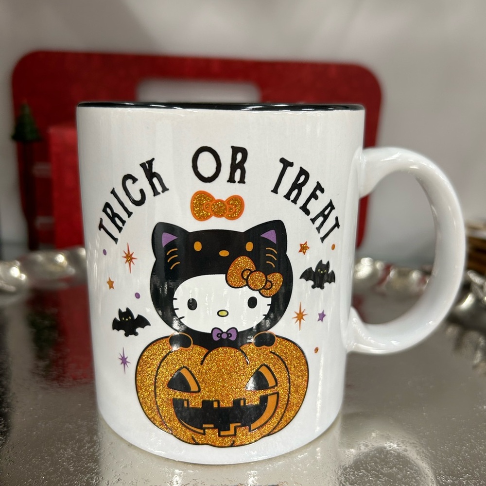 New Hello Kitty Halloween Double Sided Trick Or Treat Mug👻🎃